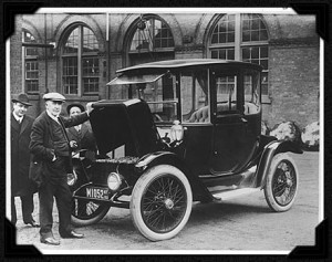 Edison & Detroit Electric Car in 1913