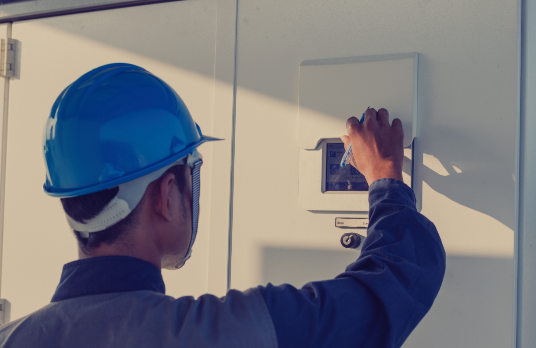 solar panel installer